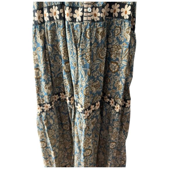 Floral Patterned Maxi Dress - Picture 6 of 13